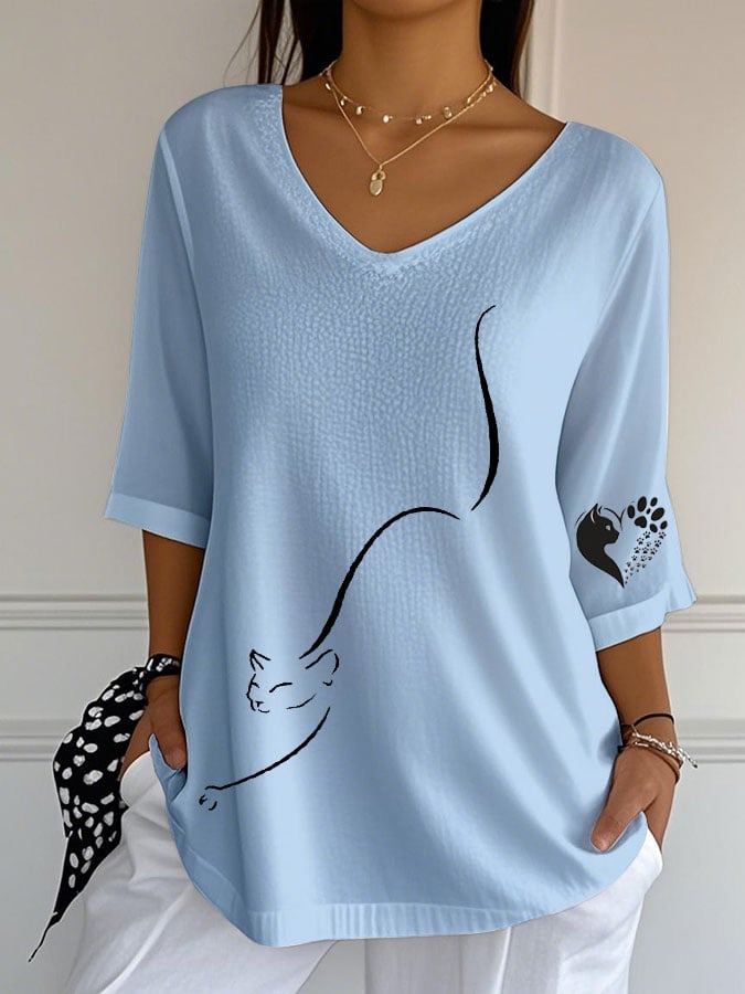 Women's Cute Cat Print Casual V-Neck T-Shirt